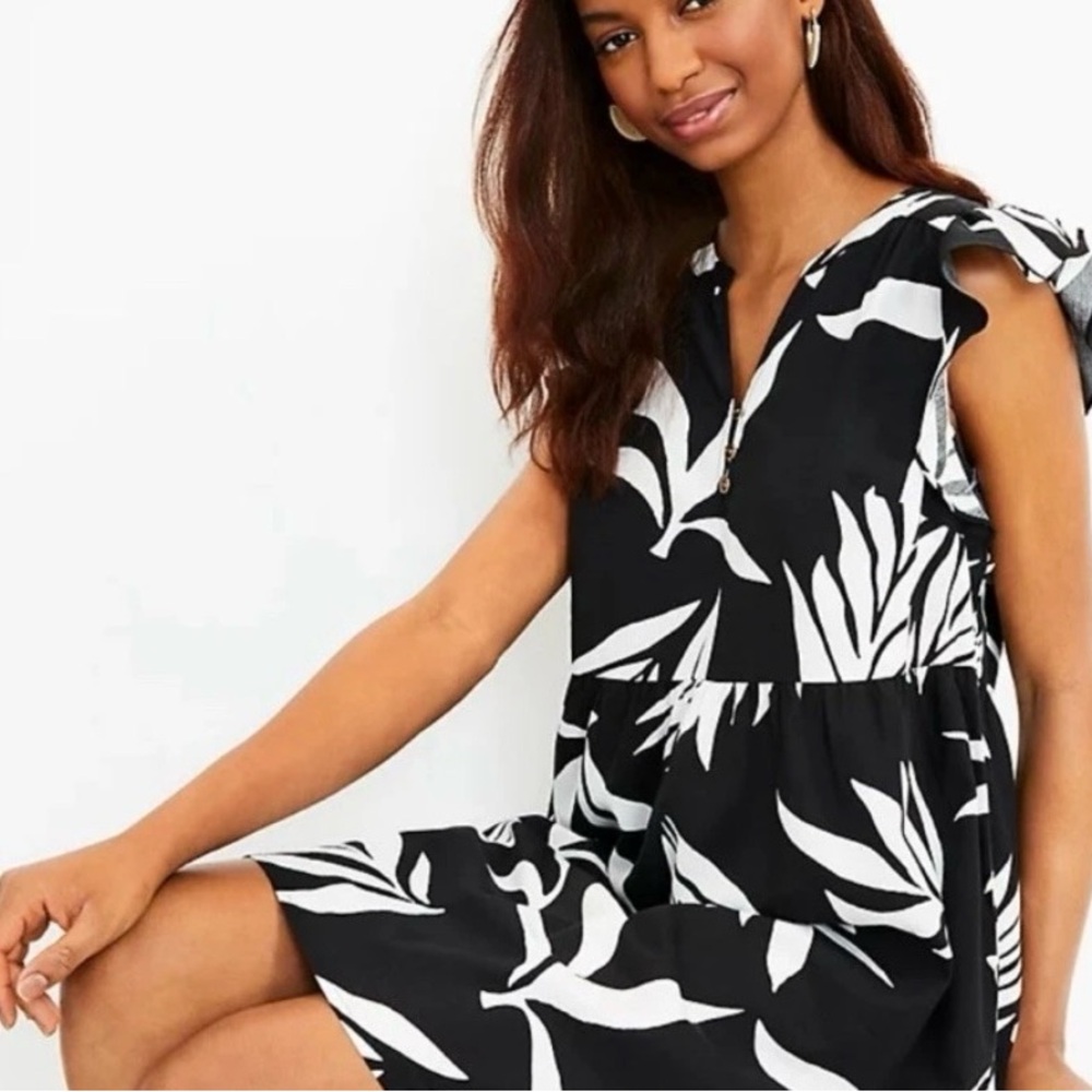 LOFT Monochrome Floral Pattern Top Dress